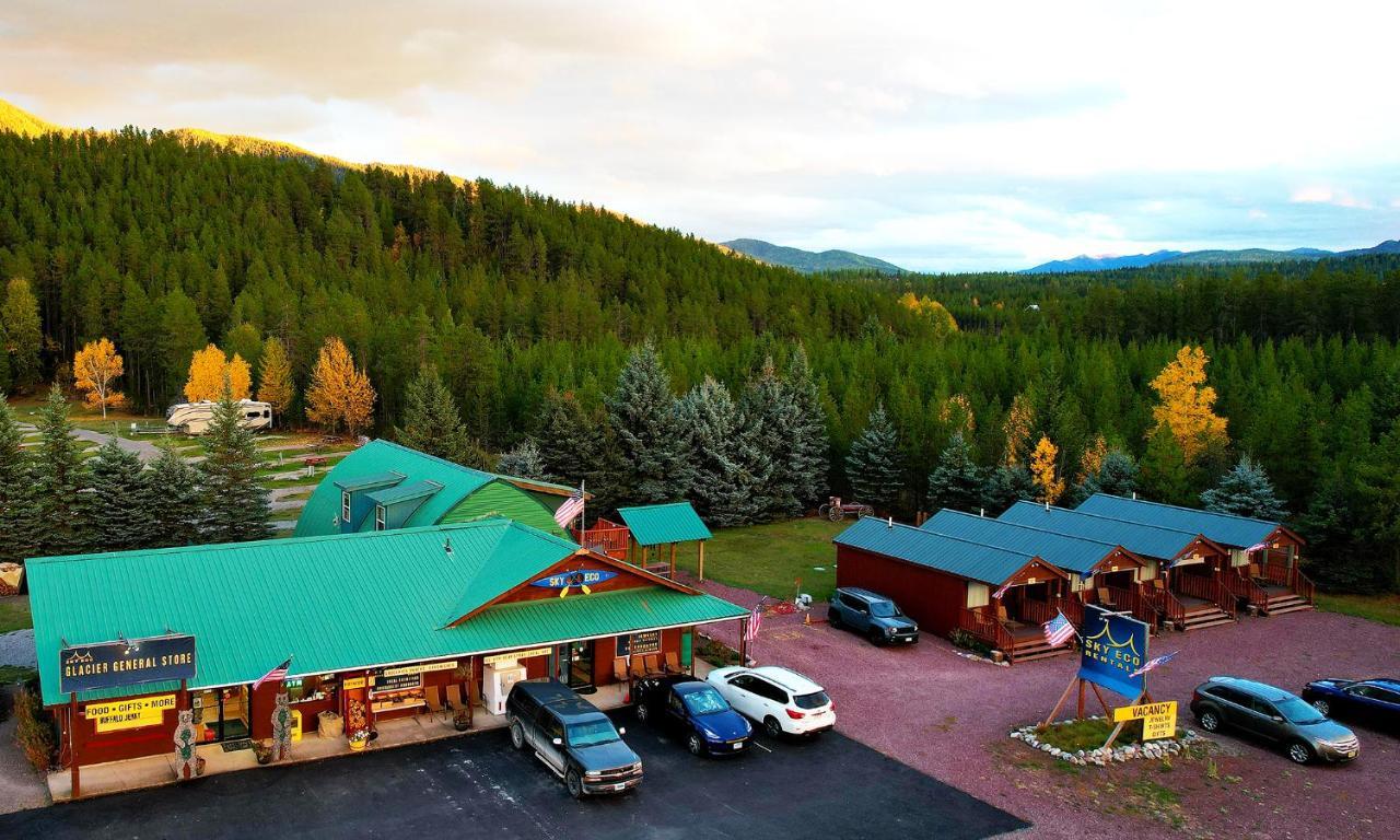 Sky Eco - Glacier General Store And Cabins Coram 外观 照片
